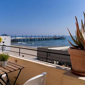 https://apartment-direkt-am-strand-tolle-aussicht.hotelitalianriviera.com