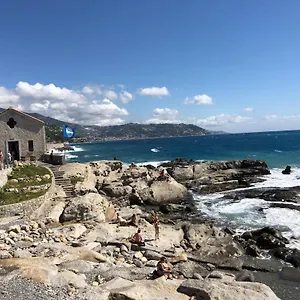 https://appartamento-arte-e-mare.hotelitalianriviera.com