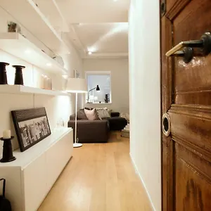 https://urbanflat-roma.it-romehotels.com